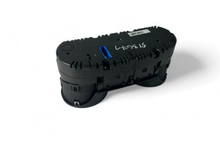 Панель приборов 5L0920840F   Skoda Yeti (5L)       