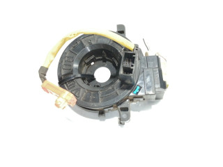 Подушка безопасности водителя    Toyota Yaris