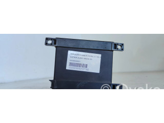 Радио/ проигрыватель CD/DVD / навигация