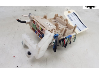 Блок предохранителей 827300H030A, 827300H030A Peugeot 108