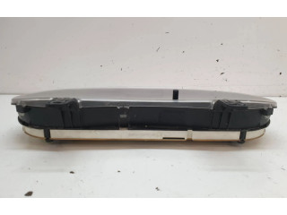 Přístrojová deska Nissan Primastar 2002 P8200390132B