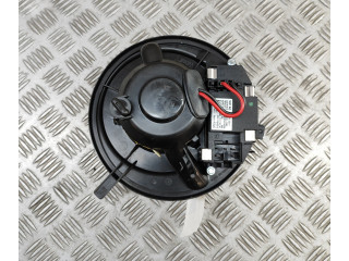 Вентилятор печки 1K2820015G, F997167J Audi Q3 8U