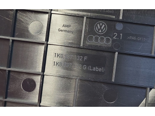 Блок предохранителей 1K0937125D, 1K0937132F Volkswagen e-Golf