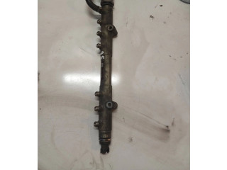 Топливная рампа 30757146, 002353   Volvo V70  