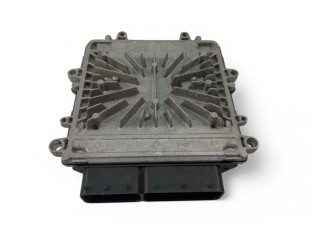 Блок управления двигателем Блок управления 31303095AC, 0281016616   Volvo V70