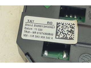 Руль Volkswagen Golf VI 2008 - 2013 года 5K0959542A, 61974399B00