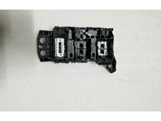 Блок предохранителей 68347016AD Jeep Grand Cherokee WL