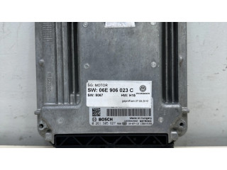 Řídící jednotka 06E906023C, 0261S05627 Volkswagen Touareg II 2011