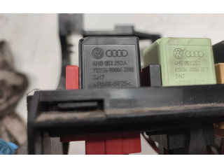 Блок предохранителей  7N0937503   Skoda Yeti (5L)    