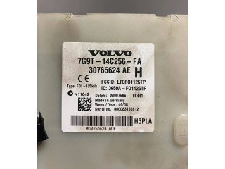 Блок предохранителей 30765624AE, 7G9T14C256FA   Volvo V70    