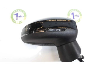 Зеркало электрическое     Сзади   Audi A1  2010-2018 года   