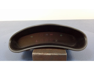 Радио/ проигрыватель CD/DVD / навигация