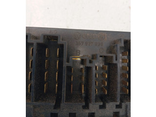 Блок предохранителей 357937039 Volkswagen Transporter - Caravelle T4