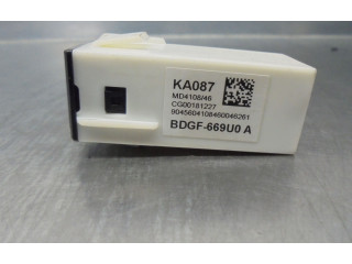 Блок управления BDGF669U0A, BDGF669U0   Mazda 3