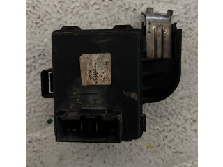 Pojistková skříňka 665925 SsangYong Rexton 2005