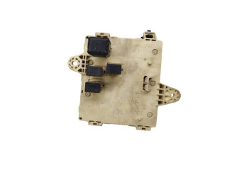 Блок предохранителей Lexus IS 200-300