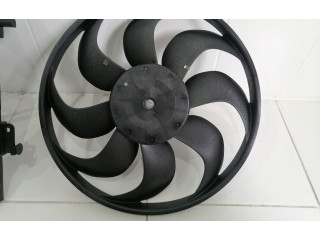 Вентилятор радиатора Dacia Sandero