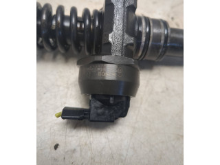 Комплект форсунок 0414720215    Audi A6 S6 C6 4F   