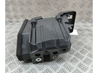 Блок предохранителей  31652062, 31652061   Volvo XC90    