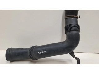 Деталь (детали) канала забора воздуха