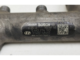 Топливная рампа 003167L2, 314004A440   KIA Sorento  