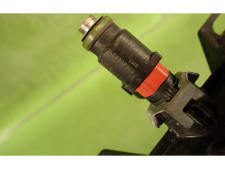 Топливная рампа 03E133320A Skoda Fabia Mk2 (5J)