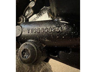 Масляный насос 7700100894, 7700600251 Renault Scenic II - Grand scenic II