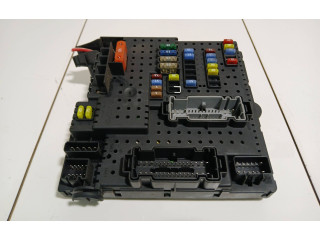 Блок предохранителей 8676391, 12217799   Volvo XC90    