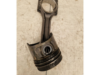 Píst J9648   Hyundai Galloper     