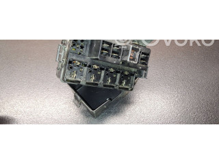 Блок предохранителей 911162B010   Hyundai Santa Fe    