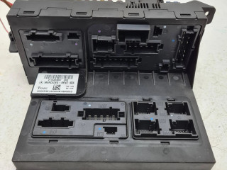 Pojistková skříňka 2115453801 Mercedes-Benz E W211 2004