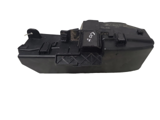 Блок предохранителей  9494210   Volvo XC90    