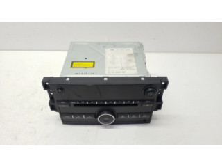 Радио/ проигрыватель CD/DVD / навигация