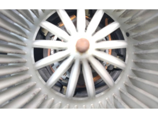 Вентилятор печки    6R1819015, 6Q1819015G   Skoda Fabia Mk3 (NJ)