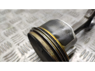 Поршень с шатуном Nissan 370Z для бензинового двигателя 3.7