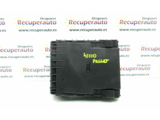 Pojistková skříňka 3C0937125A Volkswagen PASSAT 2012