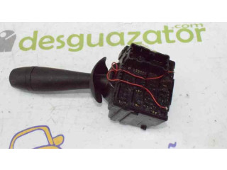 Ручка стеклоочистителей 8201168003, 681728631R   Dacia Sandero