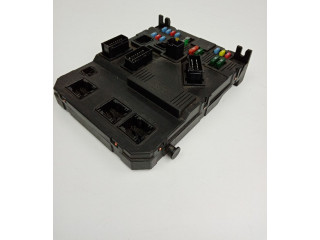 Блок управления BSIF02-00, 9653687380   Citroen C2