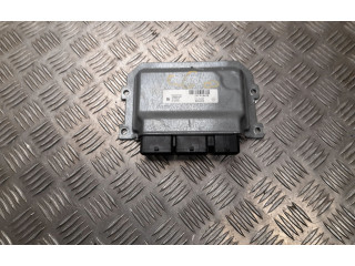 Блок управления двигателя 237105698R, E2896 Dacia Lodgy