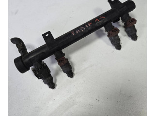 Топливная рампа 047133319Q, 5WS02520 Skoda Fabia Mk1 (6Y)