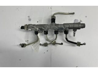 Топливная рампа 9821399680 Peugeot 2008 I для двигателя YHY