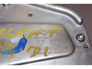 Моторчик заднего дворника Jeep Renegade