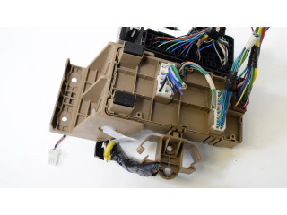 Блок предохранителей 82201FG000 Subaru Forester SH