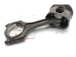 Píst D4204T8 Volvo V40