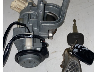 Комплект блоков управления    Daihatsu Trevis