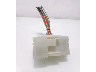 Блок предохранителей 6G9T14K131BA Volvo S80