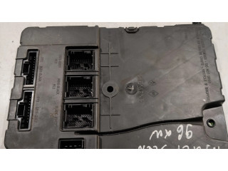 Блок комфорта 8200780021 Renault Scenic II - Grand scenic II