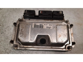 Блок управления двигателя 0261206633, 9637839580   Citroen Xsara Picasso