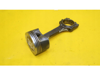 Píst    Audi A3 S3 8L     