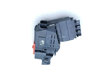 Pojistková skříňka a1665402450 Mercedes-Benz ML AMG W166 2013